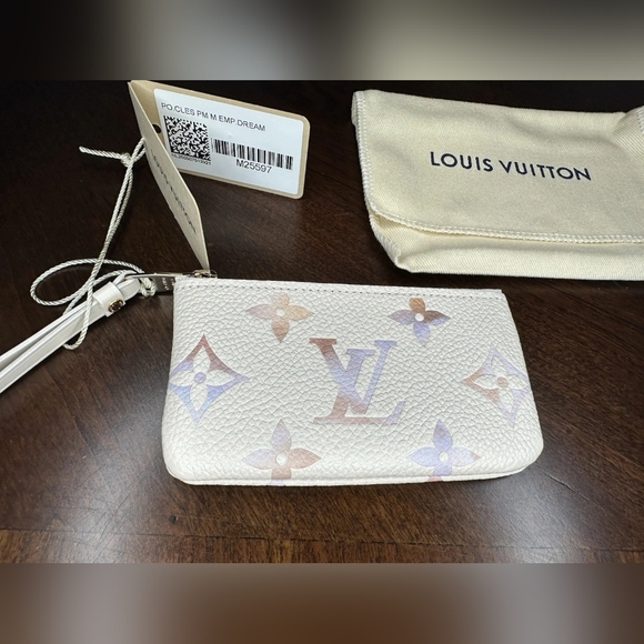 Louis Vuitton Accessories - Louis Vuitton Key Pouch